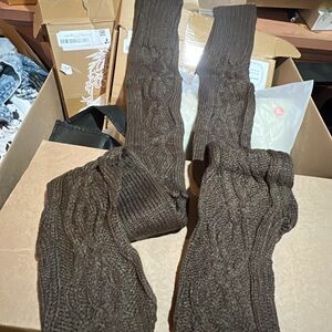 Brown sweater thigh socks